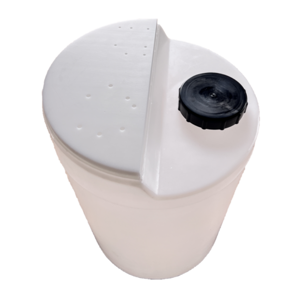 RESERVOIR PE SER-50 L EQUIPE AVEC DEMI-LUNE SOUDEE